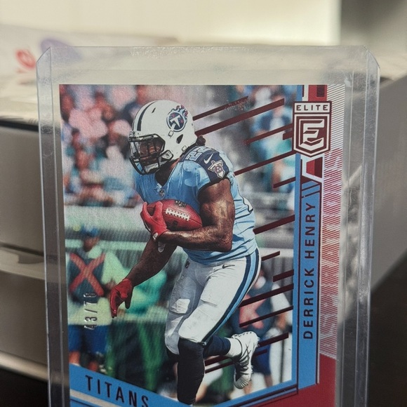 Derrick Henry Titans Football /78 - Picture 1 of 2